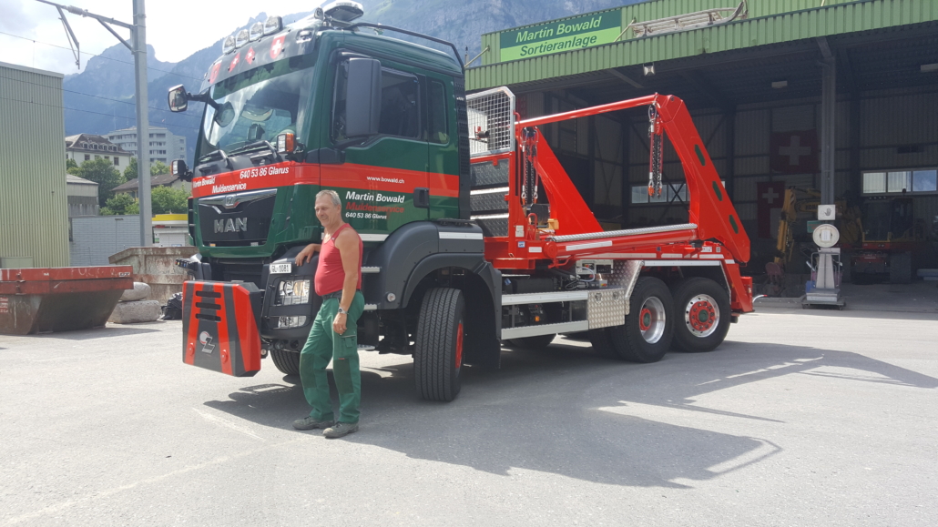 Absetzkipper GIGANT 32T Comfort, Martin Bowald AG