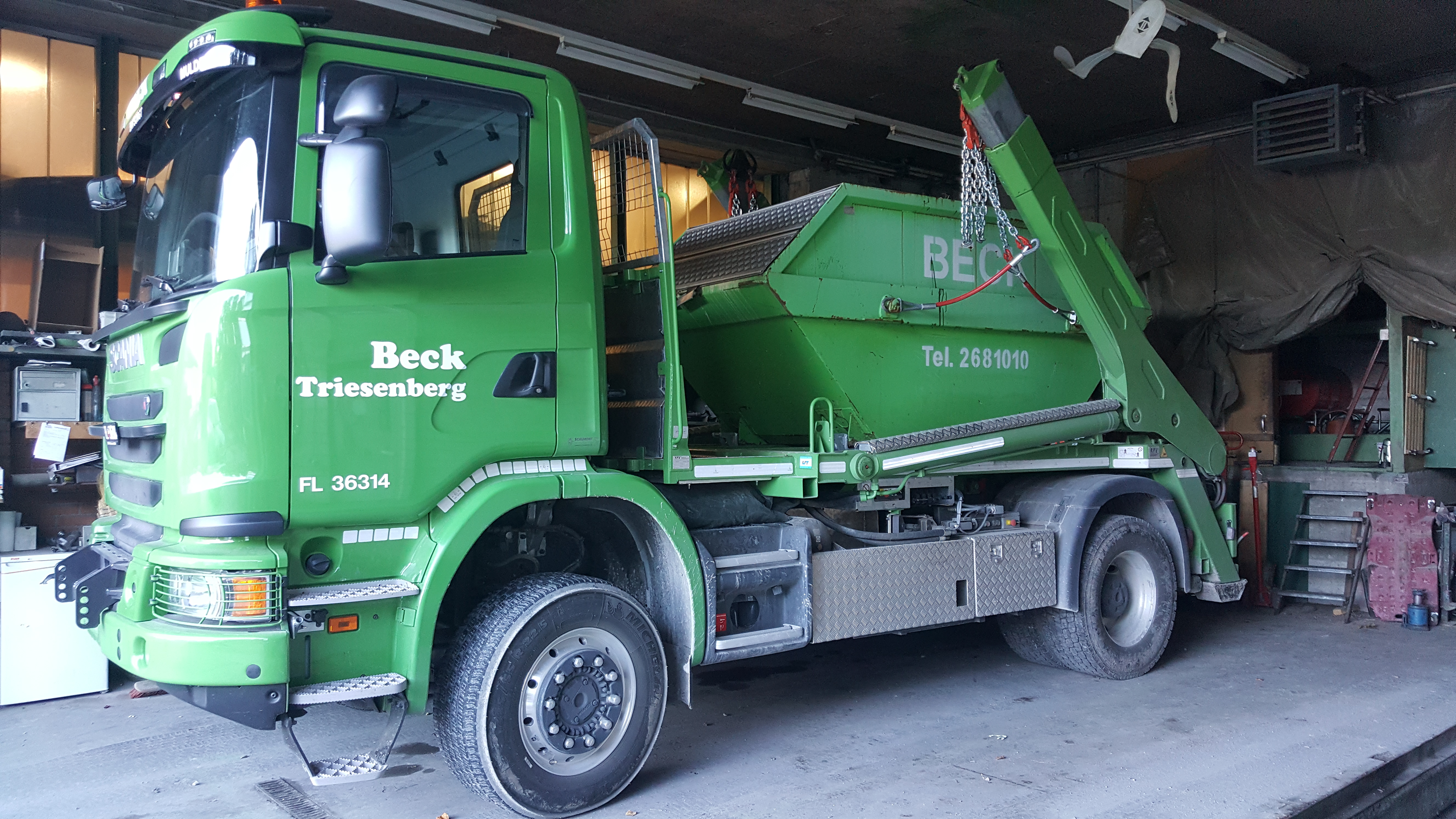 Absetzkipper GIGANT 18T Comfort, Thomas Beck Anstalt