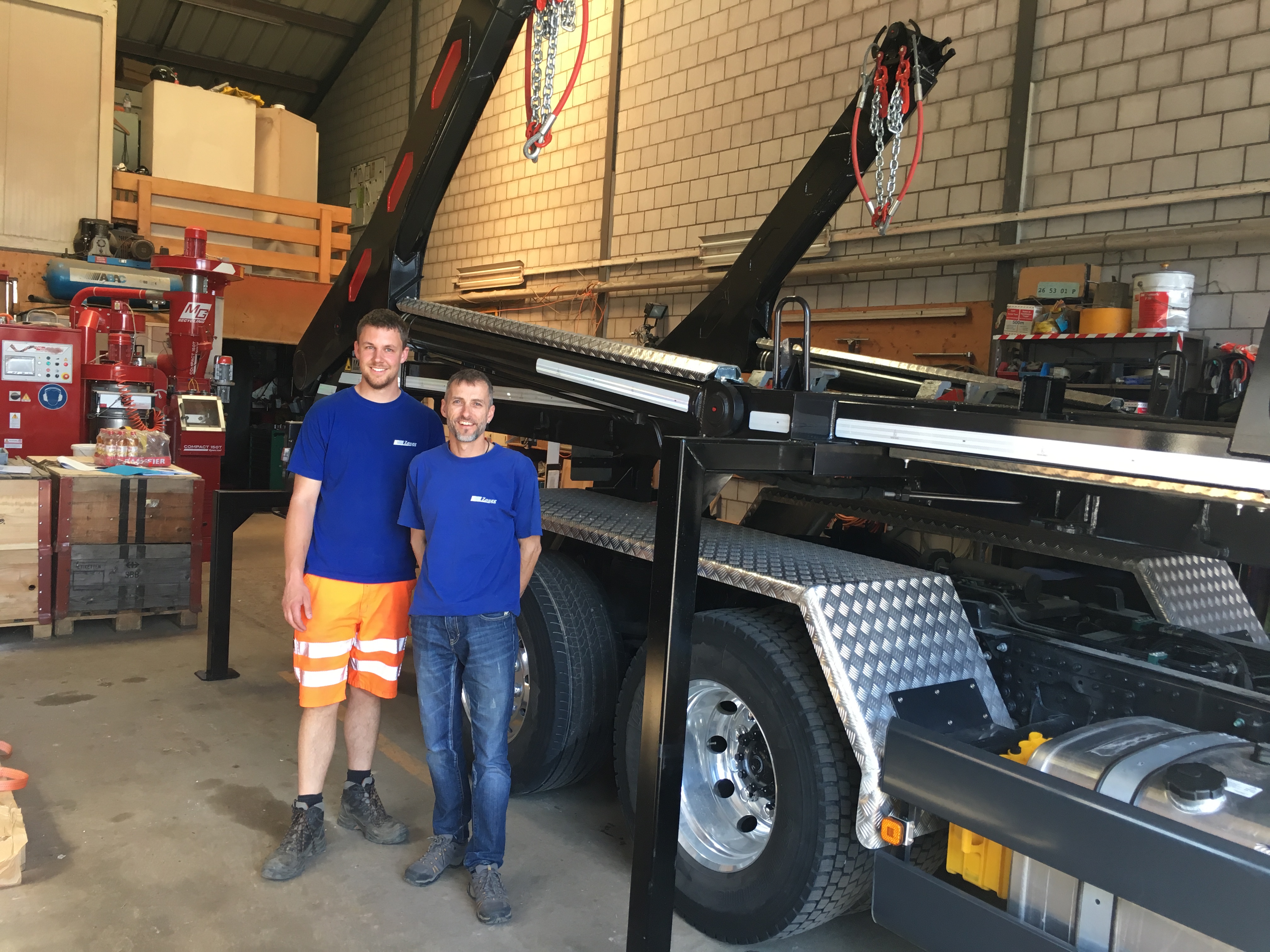 Absetzkipper GIGANT 26T Comfort, Zaugg Belp AG