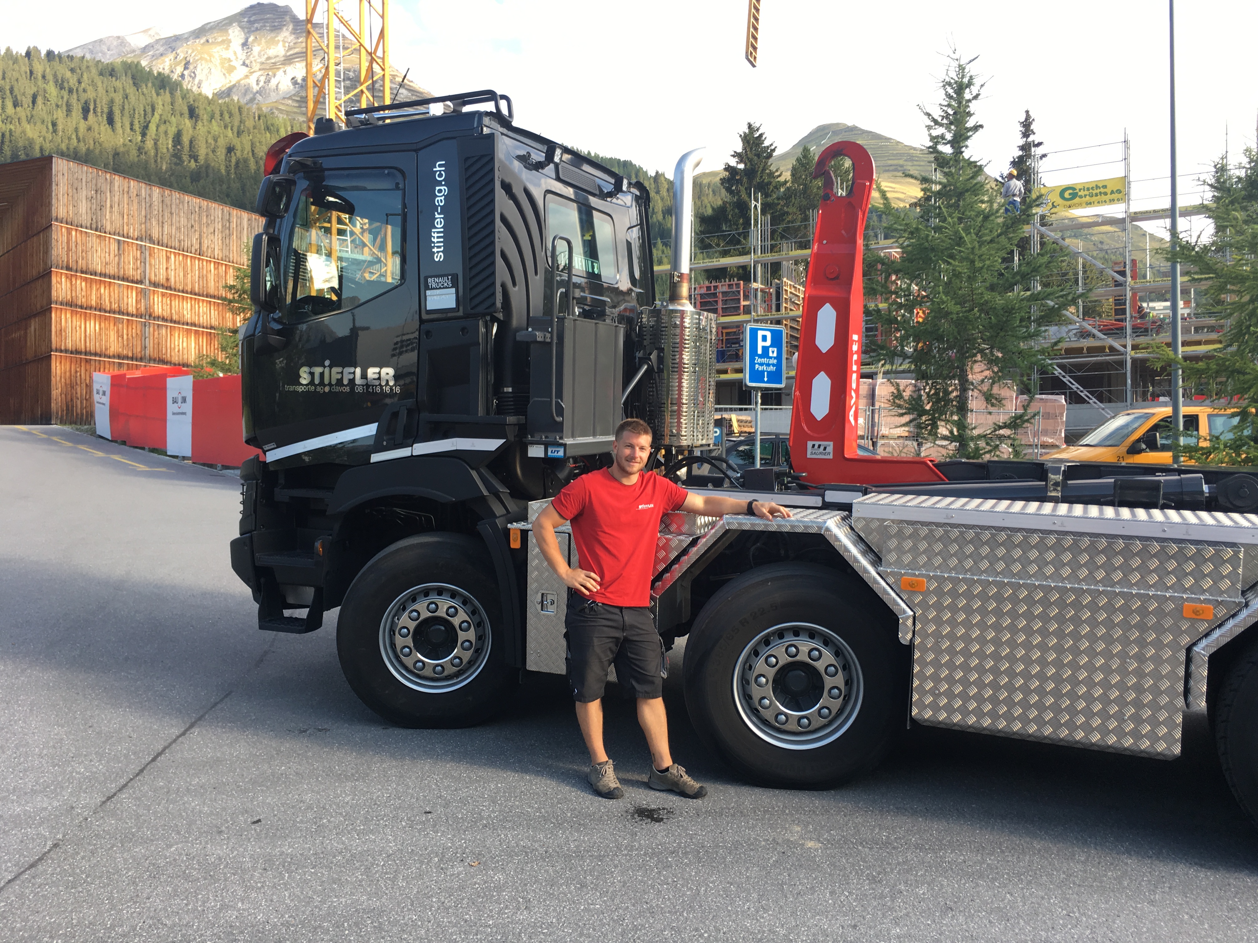 Abrollkipper SAURIER 26TR60 Avanti, Stiffler Transporte AG