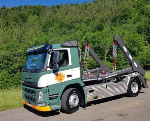 Absetzkipper GIGANT 18T Comfort - Christen Transport AG Realisierter Absetzkipper GIGANT 18T Comfort der Christen Transport AG
