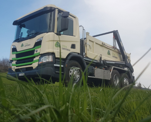 Absetzkipper GIGANT 26T, Stöckl Gartenbau GmbH Welaki: Realisierter Absetzkipper GIGANT 26T der Stöckl Gartenbau GmbH