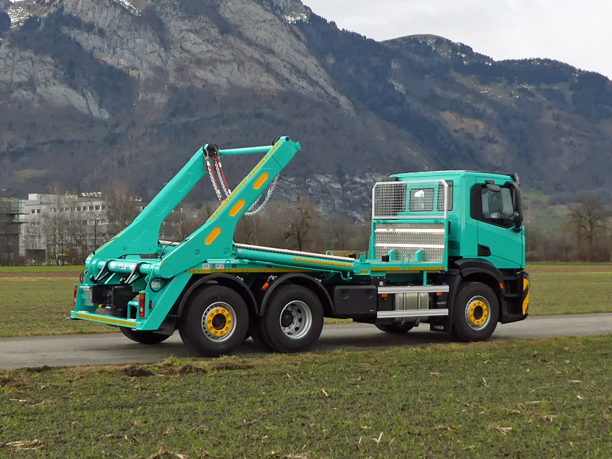 Teleskop-Absetzkipper GIGANT 26T Comfort -Iveco