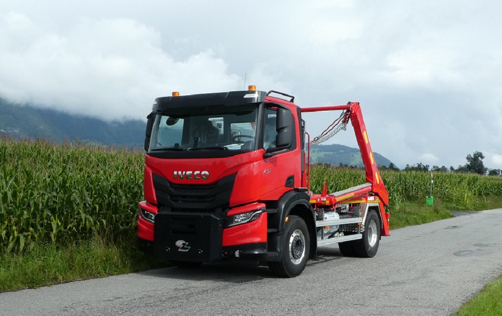 Teleskop-Absetzkipper GIGANT 18T Comfort -Iveco