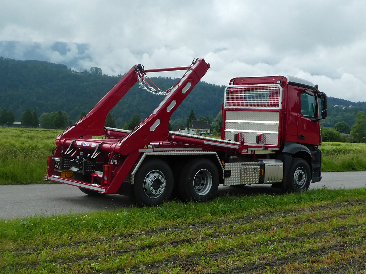 Teleskop-Absetzkipper GIGANT 26T Comfort -Mercedes Benz